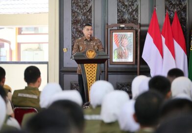 Wamen ATR/BPN Lepas 619 Taruna STPN, KKN Pertanahan Dinilai Strategis Siapkan SDM Unggul