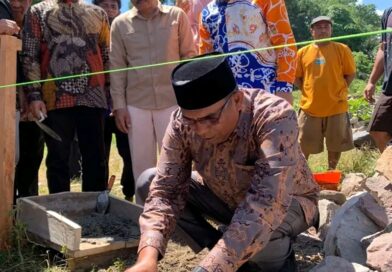 Sekolah Gratis di Halsel! Wakil Bupati Halut Hadiri Peletakan Batu Pertama Madrasah Subulussalam