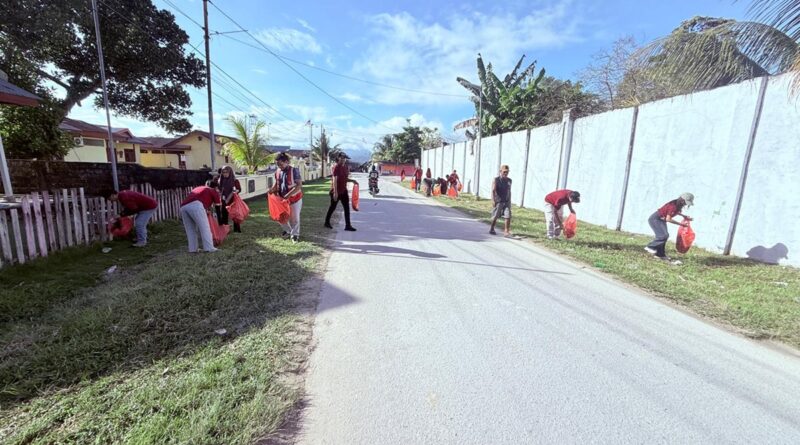 Solid! SGM Group dan Warga Falabisahaya Gotong Royong Bersihkan Desa