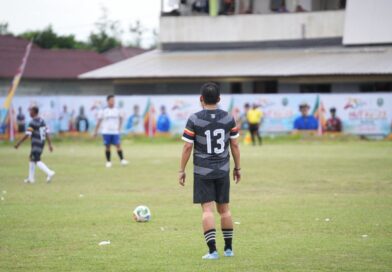 Pesta Gol di HUT Haltim! Pemkab Hajar DPRD 4-0, Ricky Jadi Bintang Lapangan