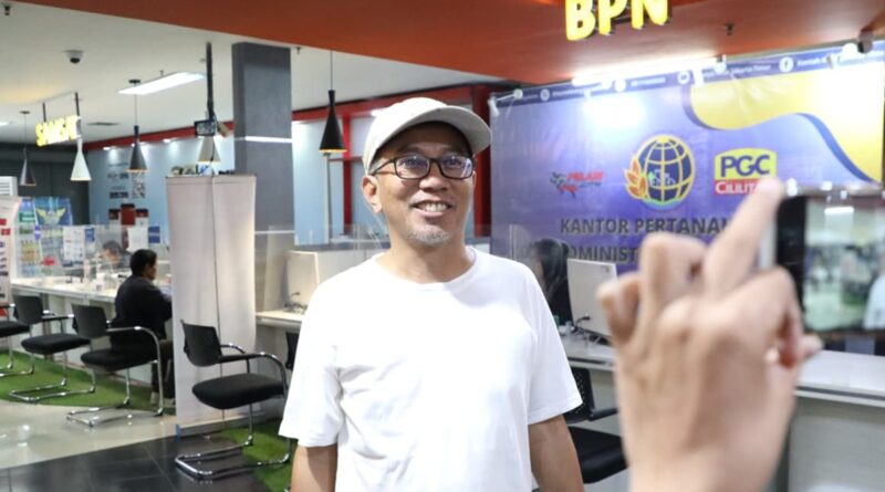 Dulu Takut Ribet Urus Tanah, Kini Pensiunan Ini Kaget: Ternyata Mudah dan Bisa dari HP!