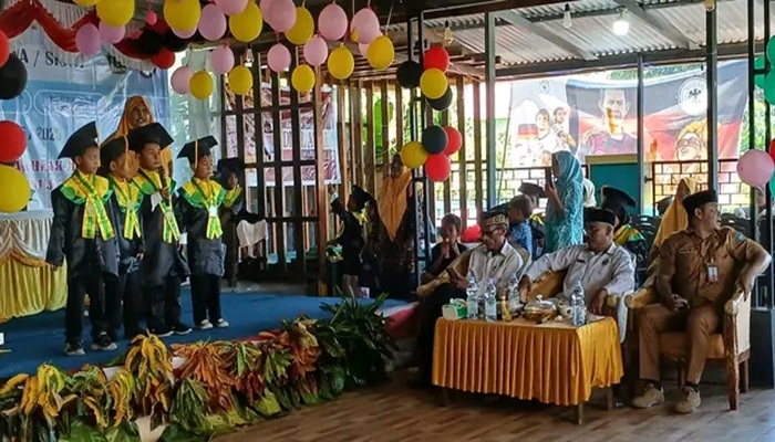 Haru dan Meriah! 38 Anak PAUD–TK di Galela Resmi Diwisuda, Siap Jadi Generasi Emas