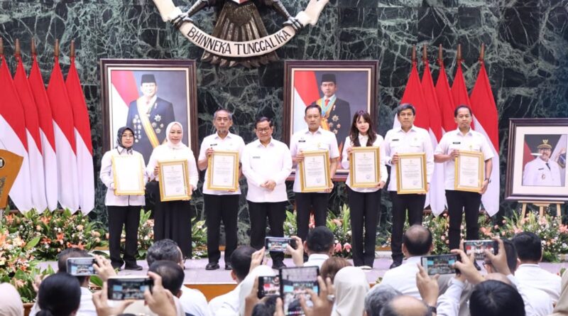 Pemprov DKI Beri Penghargaan ke ATR/BPN, 499 Sertipikat Jadi “Kado Istimewa” HUT Jakarta