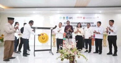 Wabup Halut Resmi Luncurkan Peta Jalan Literasi 2026–2030, Targetkan SDM Unggul dan Berdaya Saing