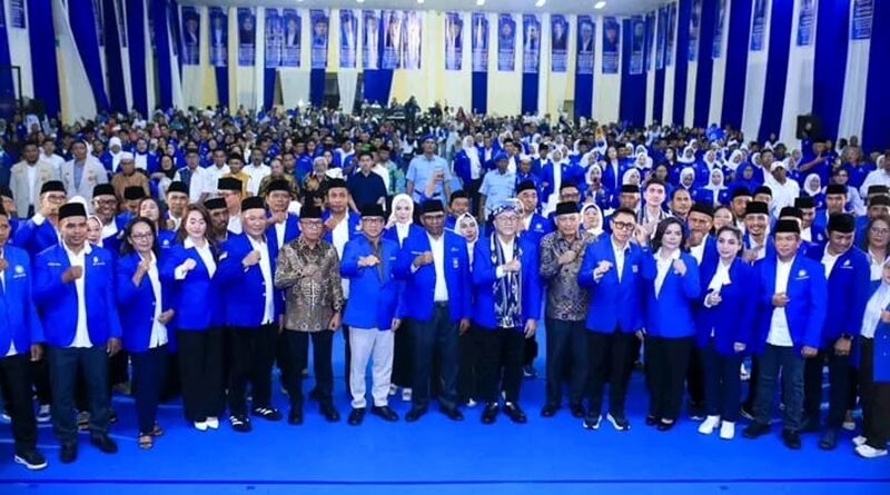 Zulkifli Hasan Lantik Pengurus PAN Malut, Targetkan 1 Kursi DPR RI di 2029