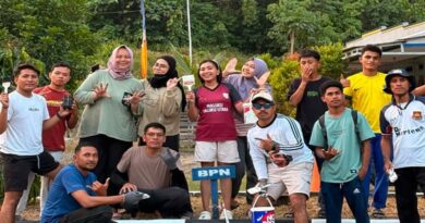 Sambut HUT RI ke-81, ASN Kantah Halteng Turun Cat Bahu Jalan Bersama Pemda