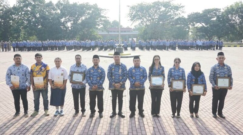 Haornas ke-43 di Halut, Pemkab Serahkan Penghargaan untuk ASN dan Pahlawan Olahraga
