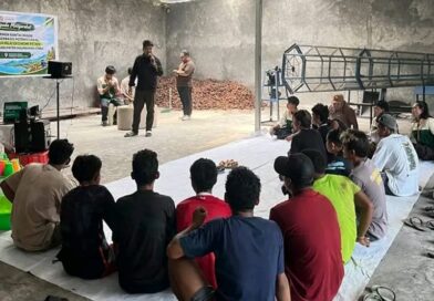 Kelapa Galela Tak Lagi Sekadar Kopra, FEB Unkhair Dorong Petani Garap VCO hingga Briket